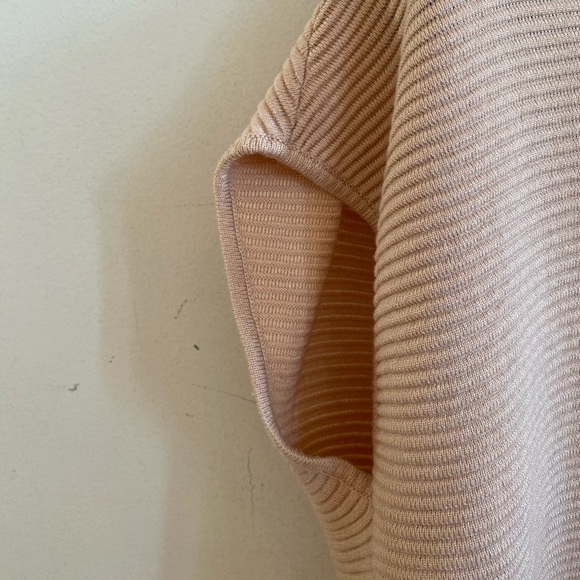 Dynamite Pink Open-Back Sweater - Picture 5 of 6